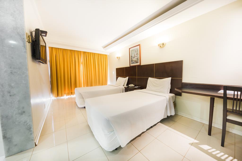 Hotel Phenicia Bittar